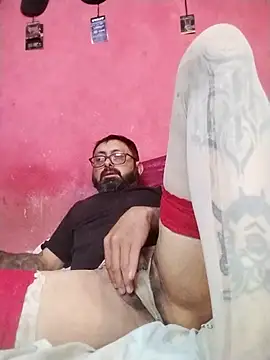 Snapshot of lingerieman420@xh chatting on 26, 5, 2026 lingerieman420xh online show from 26, 5, 2026