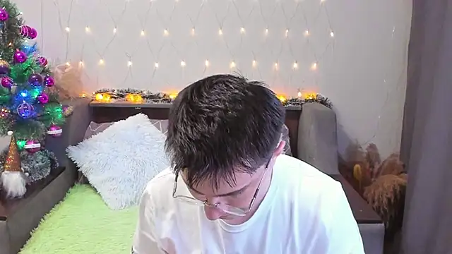 Snapshot of Yumi_steve chatting on 30, 12, 2024 Yumi steve online show from 30, 12, 2024