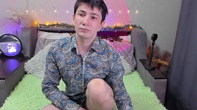 Yumi steve online show from 19, 3, 2026