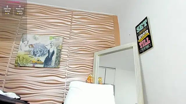 Snapshot of mia_pineda chatting on 11, 3, 2026 mia pineda online show from 11, 3, 2026