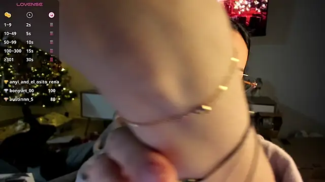 Snapshot of Anyi_1 chatting on 7, 1, 2025 Anyi 1 online show from 7, 1, 2025