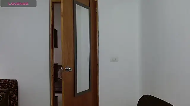 selena ferri online show from 1, 4, 2026