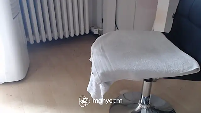 Snapshot of Supermen12171 chatting on 29, 3, 2026 Supermen12171 online show from 29, 3, 2026