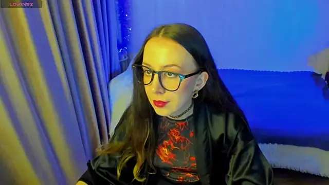 CurlySteph online show from 5, 12, 2025