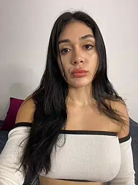 LaanaCooper online show from 11, 2, 2025