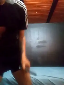 Snapshot of dannnyhot24 chatting on 25, 12, 2024 dannnyhot24 online show from 25, 12, 2024