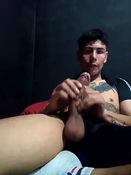 Snapshot of dannnyhot24 chatting on 3, 2, 2025 dannnyhot24 online show from 3, 2, 2025