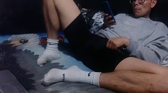 Snapshot of dannnyhot24 chatting on 15, 2, 2025 dannnyhot24 online show from 15, 2, 2025