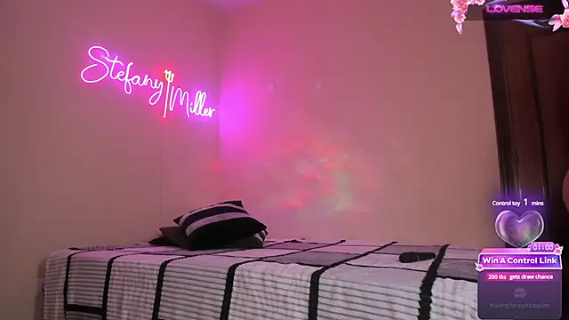 stefany miller77 online show from 20, 1, 2025