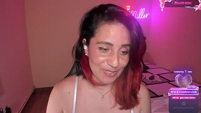 stefany miller77 online show from 24, 2, 2025