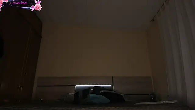 stefany miller77 online show from 9, 4, 2026