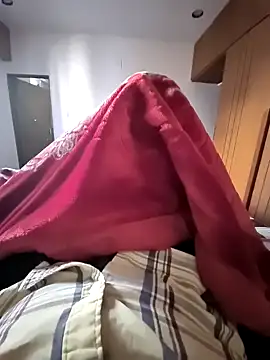 YourPersonall online show from 7, 12, 2024