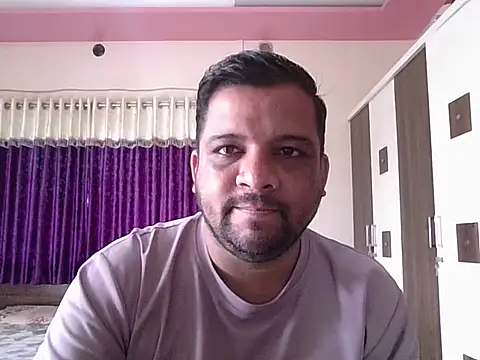 Snapshot of dhruv_love chatting on 27, 10, 2025 dhruv love online show from 27, 10, 2025
