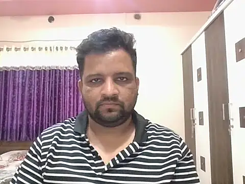 Snapshot of dhruv_love chatting on 3, 12, 2025 dhruv love online show from 3, 12, 2025