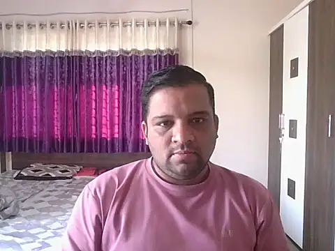 Snapshot of dhruv_love chatting on 15, 12, 2025 dhruv love online show from 15, 12, 2025