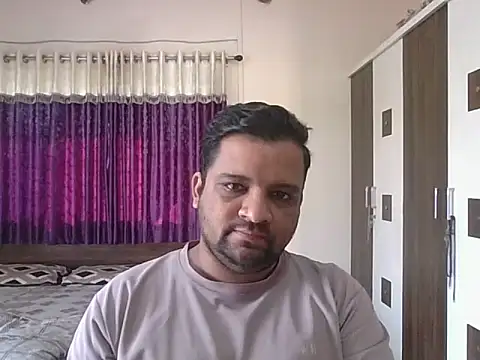 Snapshot of dhruv_love chatting on 22, 12, 2025 dhruv love online show from 22, 12, 2025