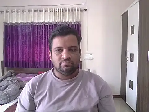 Snapshot of dhruv_love chatting on 10, 2, 2026 dhruv love online show from 10, 2, 2026