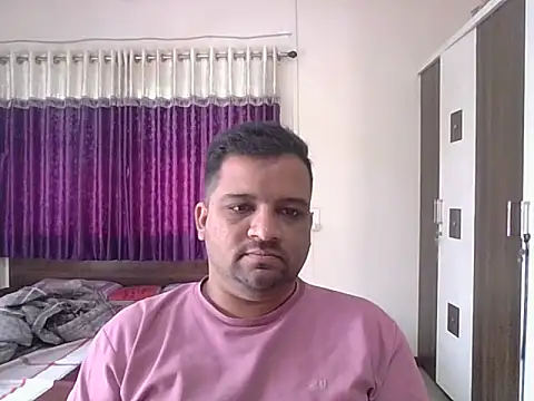 Snapshot of dhruv_love chatting on 17, 2, 2026 dhruv love online show from 17, 2, 2026