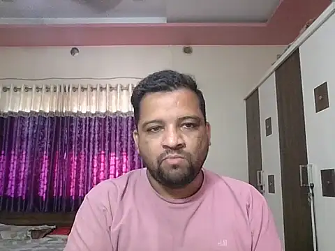 Snapshot of dhruv_love chatting on 27, 2, 2026 dhruv love online show from 27, 2, 2026