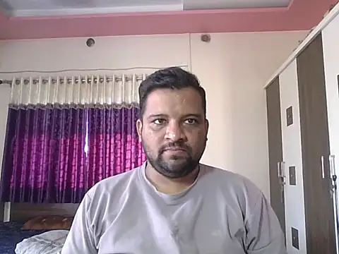 Snapshot of dhruv_love chatting on 5, 3, 2026 dhruv love online show from 5, 3, 2026