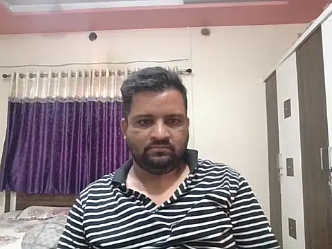 Snapshot of dhruv_love chatting on 6, 3, 2026 dhruv love online show from 6, 3, 2026