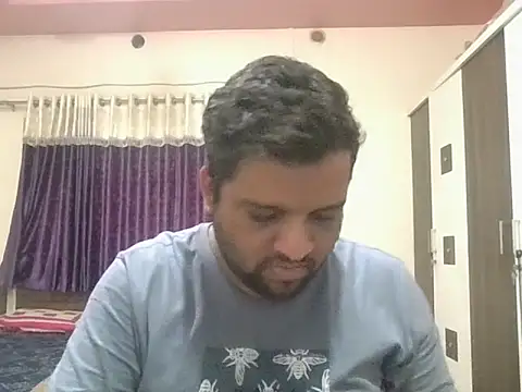 Snapshot of dhruv_love chatting on 4, 4, 2026 dhruv love online show from 4, 4, 2026