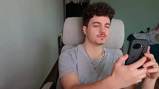 Remy Miles online show from 19, 3, 2026