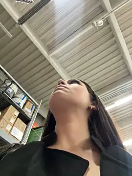 Alyshanon18 online show from 8, 4, 2026