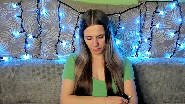 MaggieCake online show from 23, 12, 2024