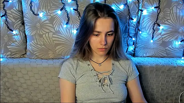 Snapshot of MaggieCake chatting on 11, 6, 2026 MaggieCake online show from 11, 6, 2026