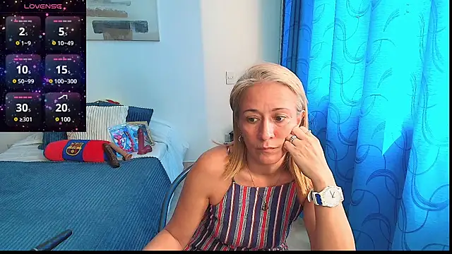 Naty Stone online show from 3, 2, 2025