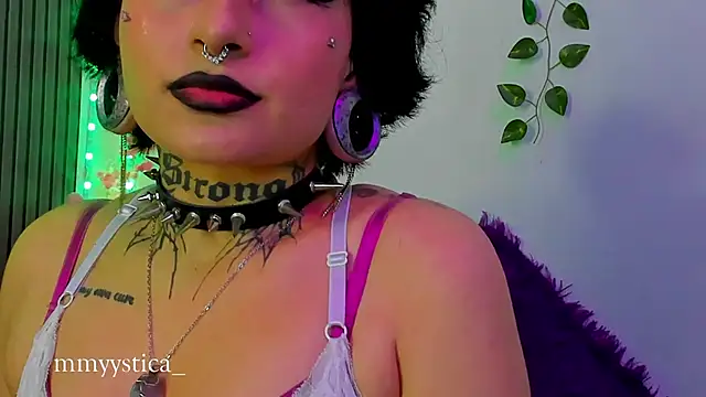 Rainnbow  online show from 21, 4, 2026