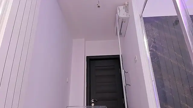 realhotfallingdevil online show from 11, 2, 2026