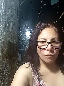 Snapshot of Anypink chatting on 4, 11, 2025 Anypink online show from 4, 11, 2025