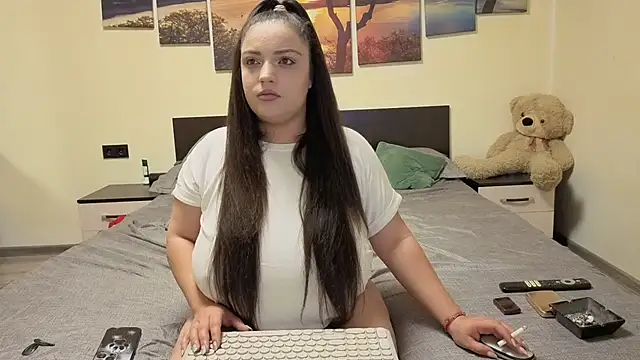 adelline online show from 29, 3, 2026