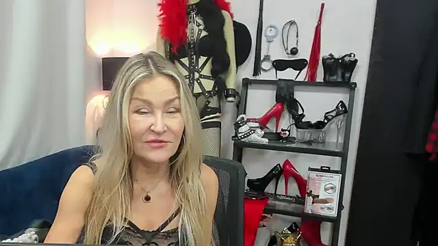 crystaLUX online show from 25, 11, 2025