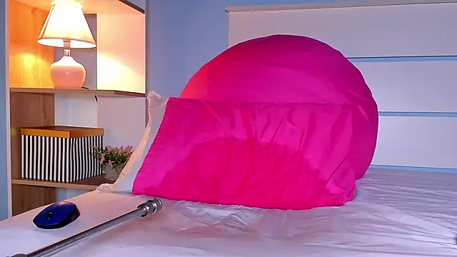 alicialittle online show from 12, 1, 2025