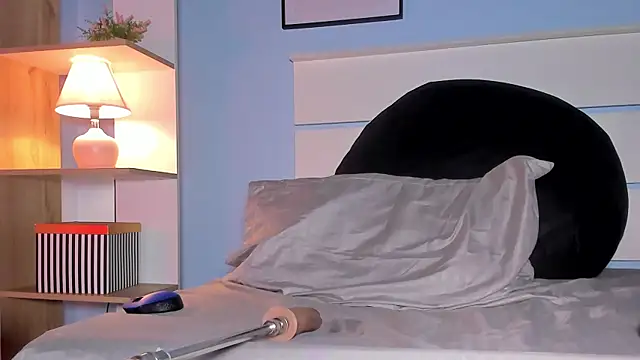 alicialittle online show from 15, 2, 2025