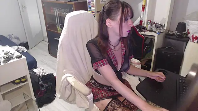 missthon0 online show from 12, 4, 2026