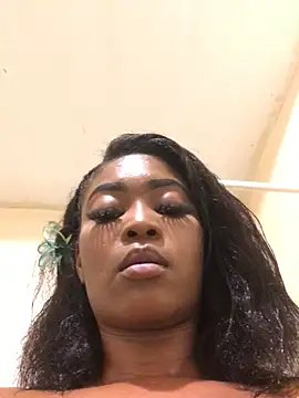 Snapshot of EvelynHeather chatting on 22, 3, 2025 EvelynHeather online show from 22, 3, 2025