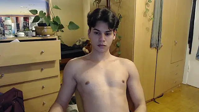 tomas boy20 online show from 27, 12, 2024