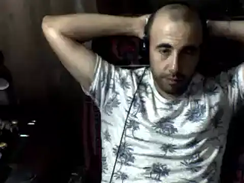 Snapshot of big_heart chatting on 4, 7, 2026 big heart online show from 4, 7, 2026