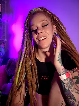 LucidLucy online show from 5, 10, 2025