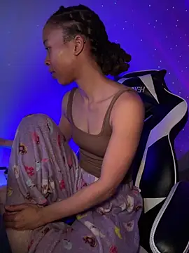 thebrattygoddess online show from 1, 3, 2025