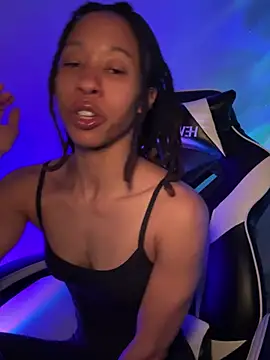 thebrattygoddess online show from 12, 3, 2025