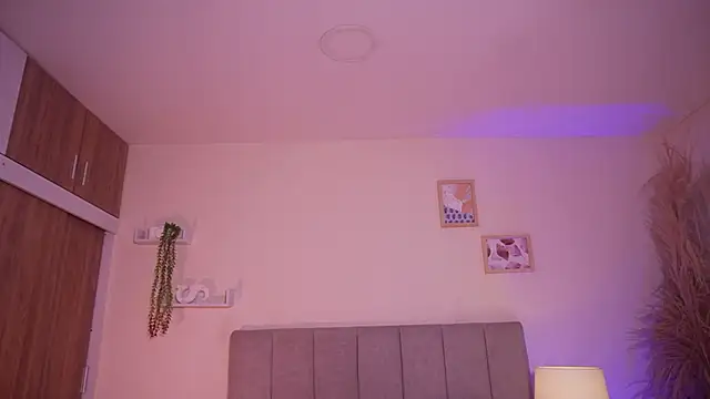 curvyliciousss online show from 22, 2, 2026