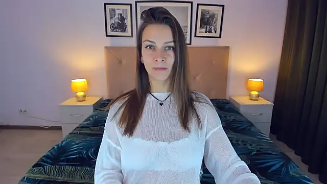 Snapshot of AlexiaDarren chatting on 24, 12, 2024 AlexiaDarren online show from 24, 12, 2024