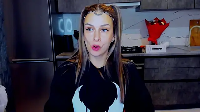 Snapshot of AlexiaDarren chatting on 14, 2, 2025 AlexiaDarren online show from 14, 2, 2025