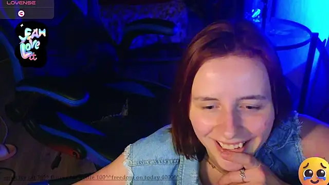 Snapshot of DanaMartina chatting on 24, 1, 2025 DanaMartina online show from 24, 1, 2025