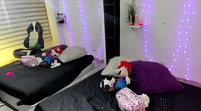 GABY DAVIS online show from 4, 2, 2025